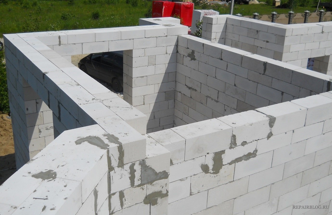 какие нужны блоки для строительства дома